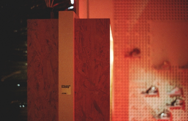 6 safensound, sneakerarber